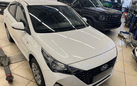 Hyundai Accent IV, 2022 год, 1 699 000 рублей, 4 фотография