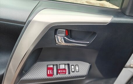 Toyota RAV4, 2014 год, 1 763 330 рублей, 17 фотография