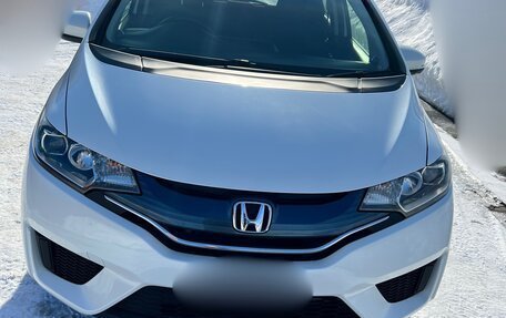 Honda Fit III, 2013 год, 1 250 000 рублей, 1 фотография