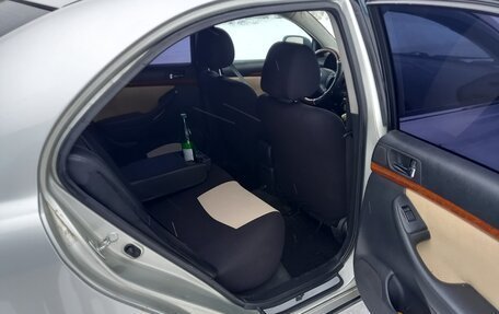 Toyota Avensis III рестайлинг, 2006 год, 500 000 рублей, 9 фотография