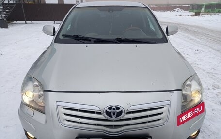 Toyota Avensis III рестайлинг, 2006 год, 500 000 рублей, 4 фотография