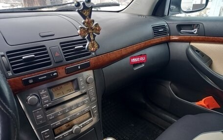 Toyota Avensis III рестайлинг, 2006 год, 500 000 рублей, 6 фотография