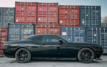 Dodge Challenger III рестайлинг 2, 2018 год, 3 200 000 рублей, 9 фотография