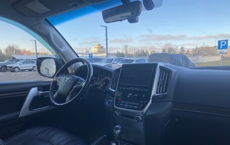 Toyota Land Cruiser 200, 2020 год, 6 750 000 рублей, 15 фотография