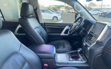 Toyota Land Cruiser 200, 2020 год, 6 750 000 рублей, 12 фотография