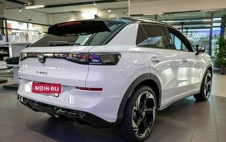 Volkswagen T-Roc, 2025 год, 5 500 000 рублей, 2 фотография