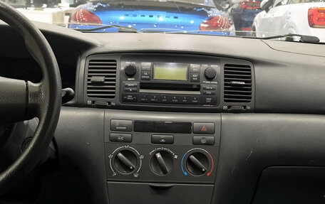 Toyota Corolla, 2005 год, 550 000 рублей, 18 фотография