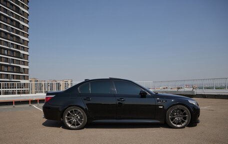 BMW M5, 2006 год, 5 000 000 рублей, 1 фотография
