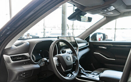 Toyota Highlander, 2025 год, 6 190 000 рублей, 7 фотография