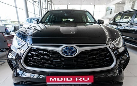 Toyota Highlander, 2025 год, 6 190 000 рублей, 2 фотография