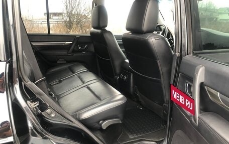 Mitsubishi Pajero IV, 2010 год, 1 830 000 рублей, 11 фотография