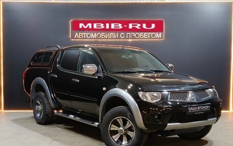 Mitsubishi L200 IV рестайлинг, 2012 год, 1 300 000 рублей, 5 фотография