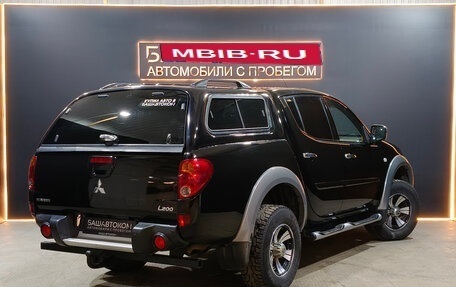 Mitsubishi L200 IV рестайлинг, 2012 год, 1 300 000 рублей, 4 фотография