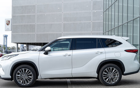 Toyota Highlander, 2025 год, 6 190 000 рублей, 9 фотография