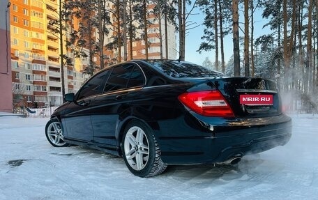 Mercedes-Benz C-Класс, 2011 год, 1 700 000 рублей, 5 фотография