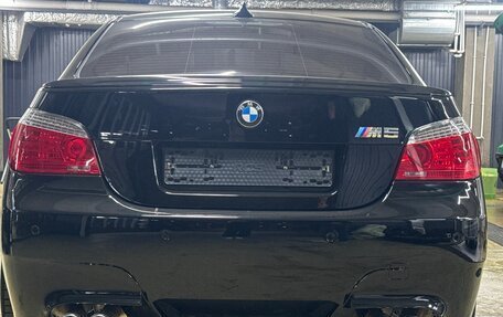 BMW M5, 2006 год, 5 000 000 рублей, 2 фотография