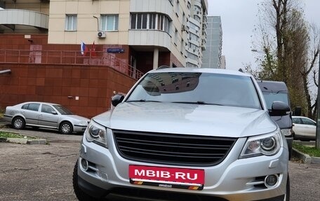 Volkswagen Tiguan I, 2010 год, 1 100 000 рублей, 2 фотография