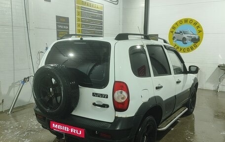 Chevrolet Niva I рестайлинг, 2015 год, 495 000 рублей, 3 фотография