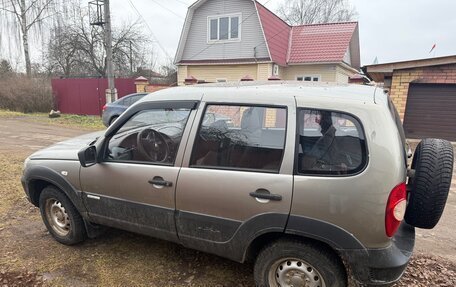 Chevrolet Niva I рестайлинг, 2012 год, 480 000 рублей, 3 фотография