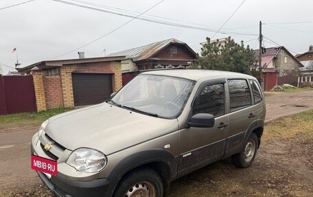 Chevrolet Niva I рестайлинг, 2012 год, 480 000 рублей, 4 фотография