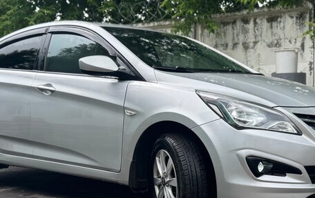 Hyundai Solaris II рестайлинг, 2015 год, 780 000 рублей, 8 фотография