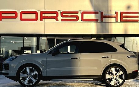 Porsche Cayenne III, 2023 год, 15 670 000 рублей, 2 фотография