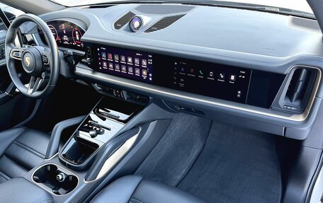 Porsche Cayenne III, 2023 год, 15 670 000 рублей, 18 фотография