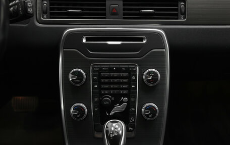 Volvo XC70 II рестайлинг, 2016 год, 1 990 000 рублей, 8 фотография