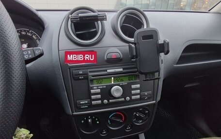 Ford Fiesta, 2006 год, 399 000 рублей, 9 фотография