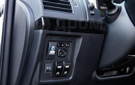 Toyota Land Cruiser Prado 150 рестайлинг 2, 2022 год, 8 200 000 рублей, 10 фотография