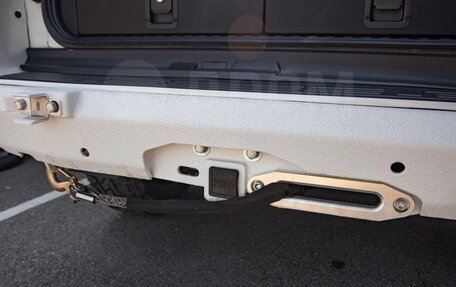 Toyota Land Cruiser Prado 150 рестайлинг 2, 2022 год, 8 200 000 рублей, 19 фотография