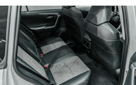 Toyota RAV4, 2025 год, 4 190 000 рублей, 13 фотография