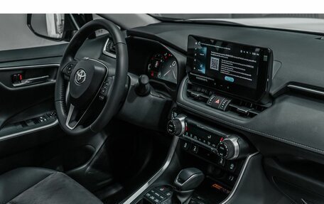 Toyota RAV4, 2025 год, 4 190 000 рублей, 15 фотография