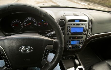 Hyundai Santa Fe III рестайлинг, 2010 год, 1 200 000 рублей, 16 фотография