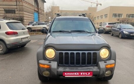 Jeep Liberty (North America) I, 2002 год, 490 000 рублей, 2 фотография
