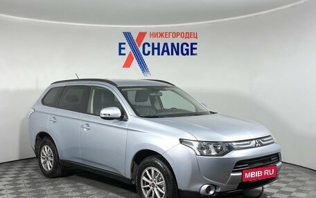 Mitsubishi Outlander III рестайлинг 3, 2012 год, 1 352 000 рублей, 2 фотография