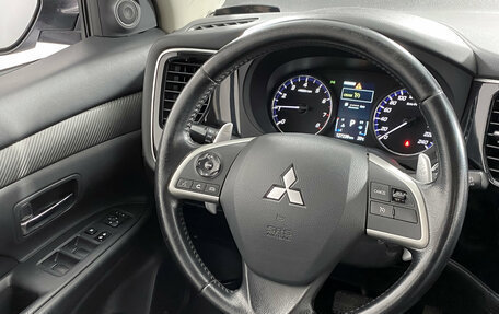 Mitsubishi Outlander III рестайлинг 3, 2012 год, 1 352 000 рублей, 15 фотография