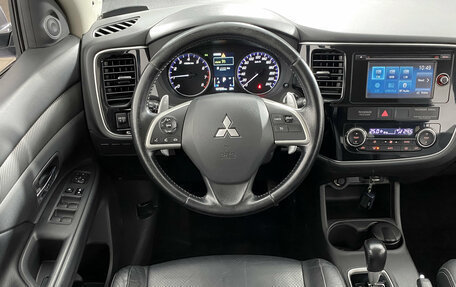 Mitsubishi Outlander III рестайлинг 3, 2012 год, 1 352 000 рублей, 13 фотография