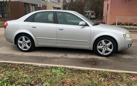 Audi A4, 2004 год, 550 000 рублей, 2 фотография
