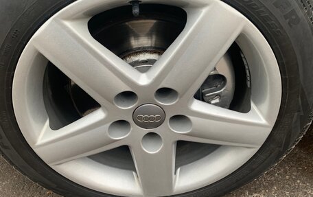 Audi A4, 2004 год, 550 000 рублей, 20 фотография