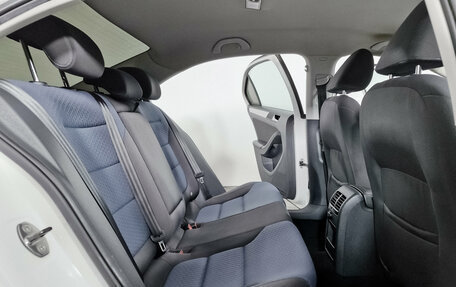 Volkswagen Jetta VI, 2013 год, 989 000 рублей, 11 фотография