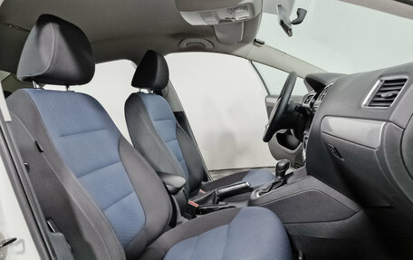 Volkswagen Jetta VI, 2013 год, 989 000 рублей, 15 фотография