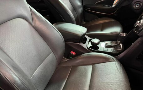 Hyundai Santa Fe III рестайлинг, 2017 год, 2 260 000 рублей, 9 фотография