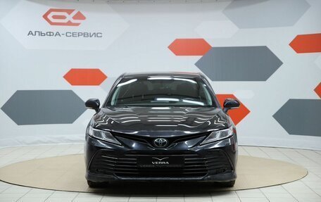 Toyota Camry, 2021 год, 2 690 000 рублей, 2 фотография