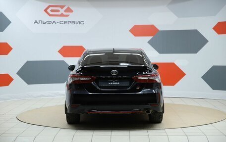 Toyota Camry, 2021 год, 2 690 000 рублей, 6 фотография