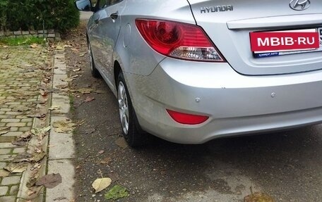 Hyundai Solaris II рестайлинг, 2011 год, 750 000 рублей, 7 фотография