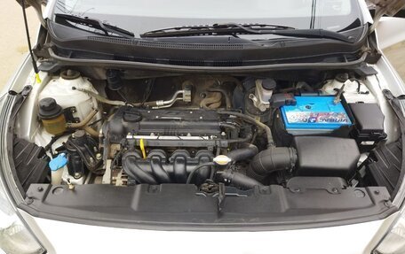 Hyundai Solaris II рестайлинг, 2011 год, 750 000 рублей, 17 фотография