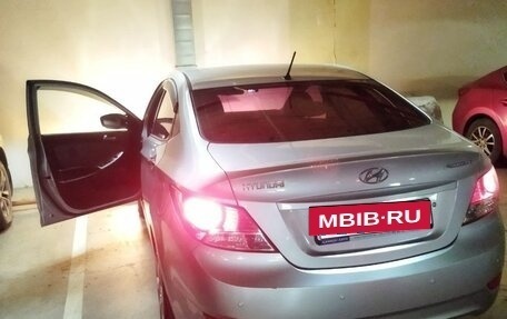 Hyundai Solaris II рестайлинг, 2011 год, 750 000 рублей, 20 фотография