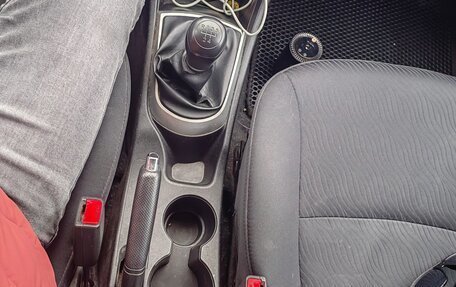 Hyundai Solaris II рестайлинг, 2012 год, 700 000 рублей, 8 фотография