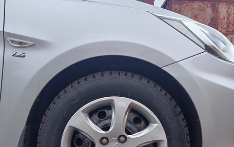 Hyundai Solaris II рестайлинг, 2012 год, 700 000 рублей, 7 фотография